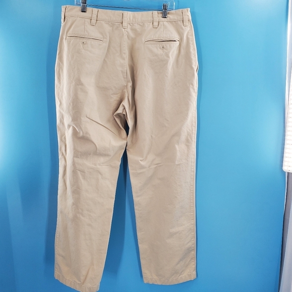 Haggar flat front cotton khaki pants 38x32 - Picture 3 of 6